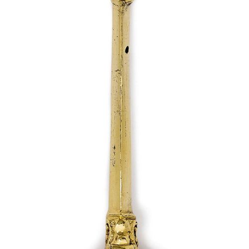 Null VERMEIL HERMENLÖFFEL
苏黎世，约1660-80。大师的标记Alexander Kilchsperger。
水滴状，模制的勺子，有棱&hellip;