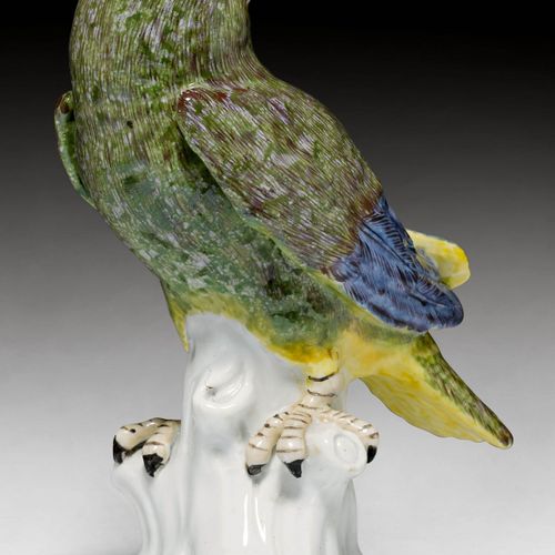 Null PAPAGEIS模型
迈森，约1740。模型可能由J. J. Kändler制作。
羽毛涂成绿色，轮廓为锰色，翅膀为蓝色，翅膀底部为黄色。在一个建模的&hellip;