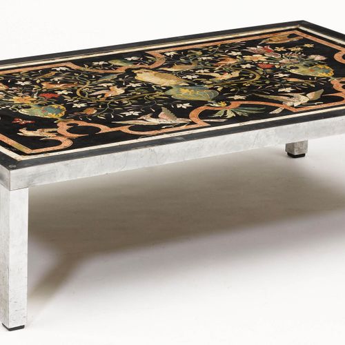 Null FINE SCAGLIOLA TABLE TOP
Italy, 17th century.
Rectangular top, the center w&hellip;