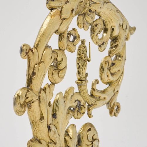 Null A SILVER-GILT CROZIER HEAD
Germany c. 1680.
Solidly formed, chased, engrave&hellip;