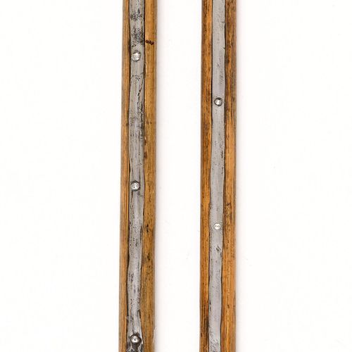 Null LOT OF TWO LONG SPEARS

- LONG SPEAR, Swiss, 2nd half of the 17th century. &hellip;