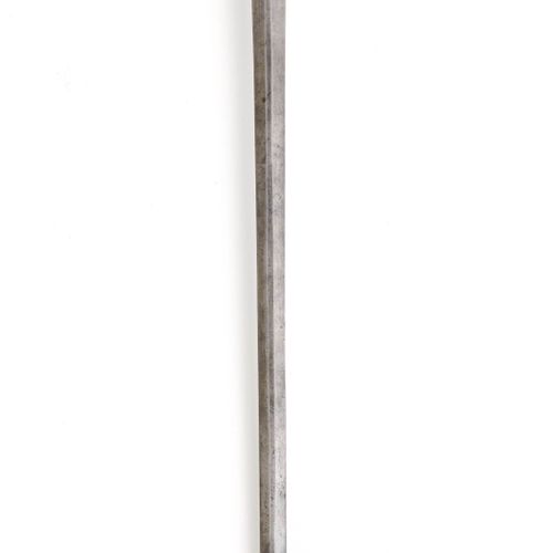Null RAPIER
Italiana, finales del siglo XVI.
Empuñadura de hierro ennegrecido, p&hellip;