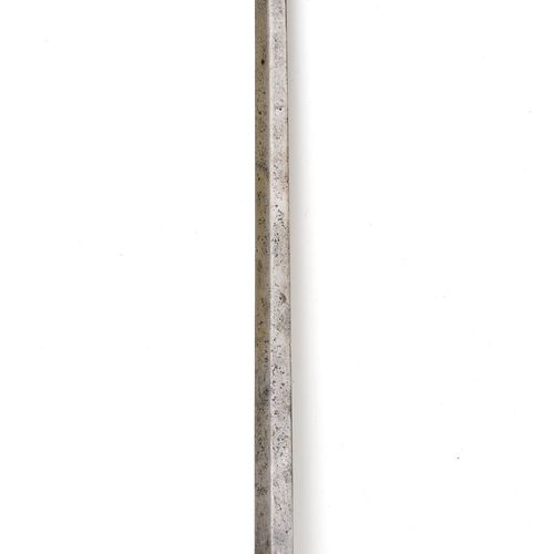 Null RAPIER
Alemana, principios del siglo XVII.
Empuñadura de hierro, gran pomo &hellip;