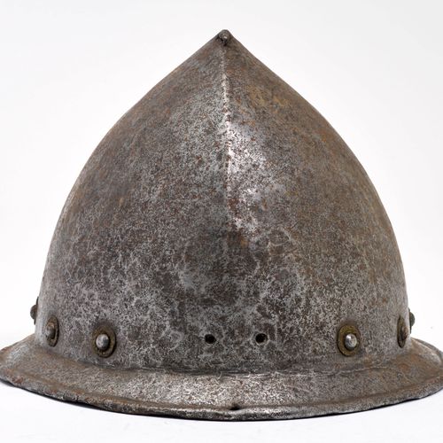 Null CASQUE EN PERLE POUR PIKENIERE ET MUSKETIERE
Début du XVIIe siècle.
Fer, su&hellip;