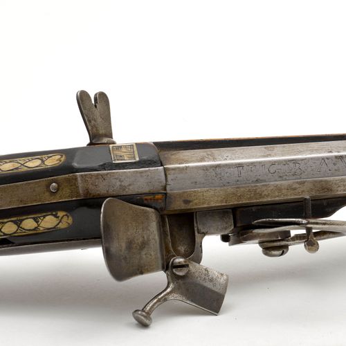 Null LUNTENBÜCHSE
Polonais, vers 1700.
Fusil de chasse, canon octogonal, alleman&hellip;