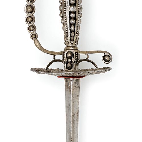 Null CEREMONIAL SWORD
England, ca. 1785/95.
Steel hilt, open-worked pommel, knuc&hellip;