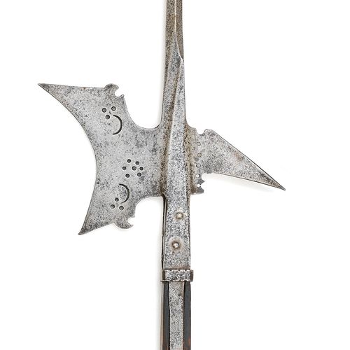 Null HELBARD
Austro-Styrian, ca. 1580.
Long square tip and crescent-shaped blade&hellip;