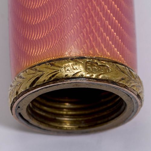 Null BERGKRISTALL UND EMAIL GOLD GRIFF, FABERGÉ, ca. 1900.
Meistermarke Henrik W&hellip;