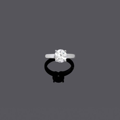 Null DIAMOND RING.
White gold 750, 7g.
Set with 1 circular-cut diamond of ca. 2.&hellip;