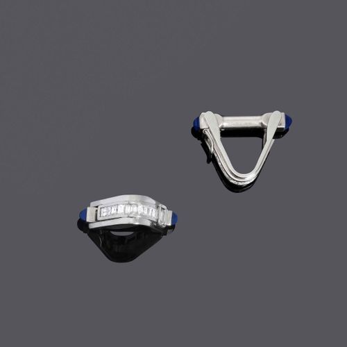 Null SAPPHIRE AND DIAMOND CUFFLINKS.
White gold 750, 13g.
Of triangle design, ea&hellip;