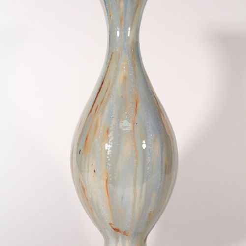 Null Roger GUÉRIN

Vase en grès flammé

Début XXème siècle 

H.: 46 cm

(Petits &hellip;