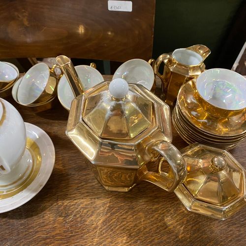 Null Service à thé en porcelaine dorée comprenant une théière, un sucrier, un po&hellip;