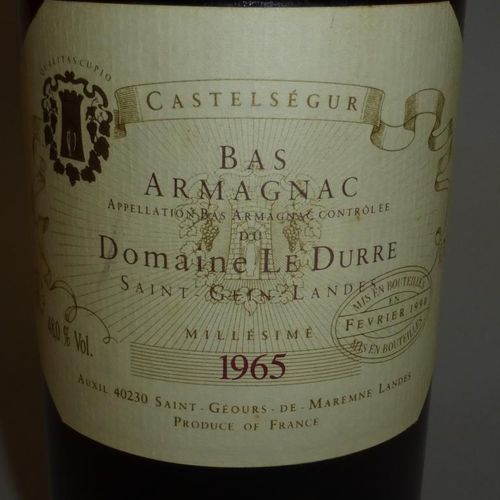 Null 
1 bouteille Bas-Armagnac Domaine Le Durre 1965 (mise en bouteille en févri&hellip;