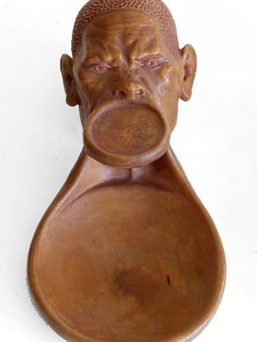 Null Henri NAREZO, 20th. African on a platter. Terracotta with patina, signed, d&hellip;