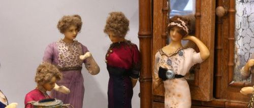 Null Laffitte-Désirat.

Huit petite poupées de mode des années 20 avec tête et b&hellip;