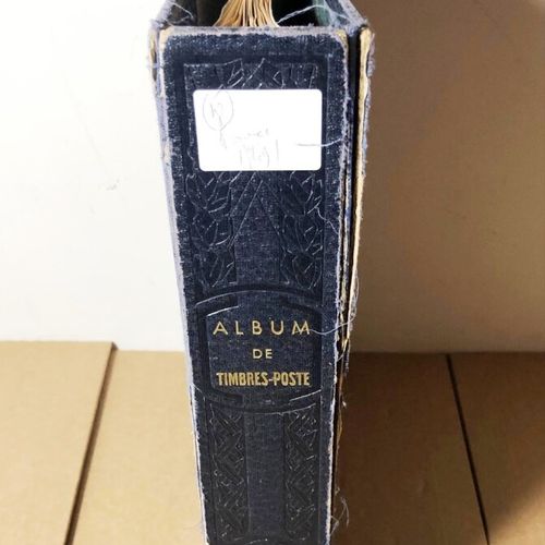 Null 1 vieil album yvert 1849/1929 de bonnes valeurs, qualités diverses 1,4,6,9,&hellip;