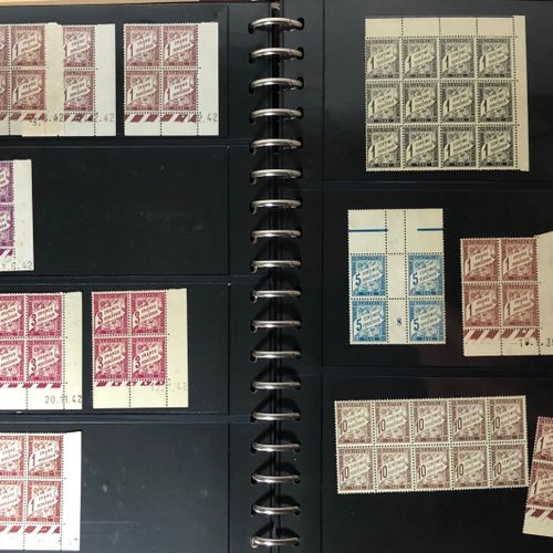 Null 2 classeurs dont 1 Safe avec lettres de timbres taxes des origines à coloni&hellip;