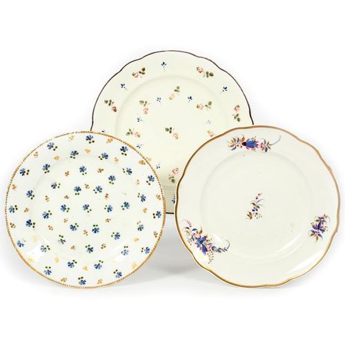 Null Three Nantgarw plates c.1818-20, the smallest painted with a formal cornflo&hellip;