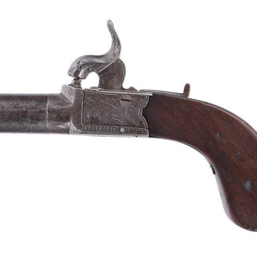 Null Due pistole da taschino a percussione del XIX secolo, ognuna con canna da 5&hellip;