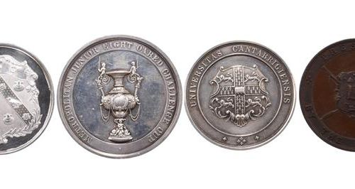 Null Eine kleine Sammlung von Ruderpreis-Medaillen, bestehend aus: Humber Regatt&hellip;