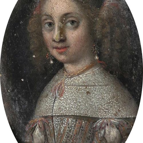 Null 荷兰学校17世纪的肖像缩影，一位女士身穿白色连衣裙，红色镶边，戴着珍珠耳环 椭圆形，铜质，装在带有叶状装饰的华丽的白色金属框中 67 x 53mm