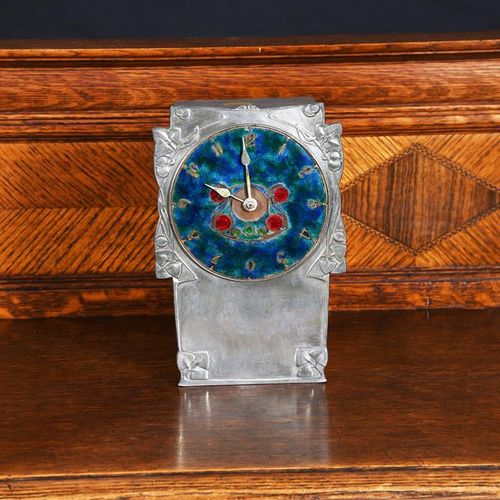Null Reloj de sobremesa Liberty & Co Tudric Pewter and enamel diseñado por Archi&hellip;