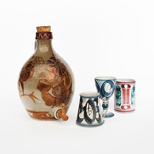 Null 
‡ Alan Caiger Smith MBE (1930-2020) una jarra de Aldermaston Pottery con e&hellip;