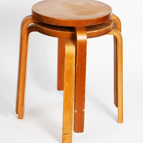 Null A pair of laminated birch stools designed by Alvar Aalto, model no.60, circ&hellip;