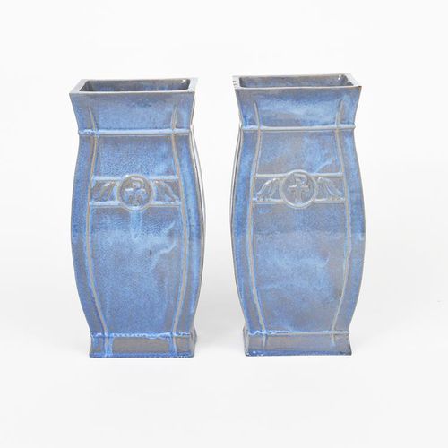 Null Alfred G Hopkins (1884-1948) a pair of Stairs Pottery stoneware Church vase&hellip;