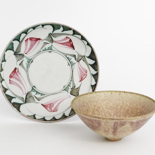 Null 
‡ Alan Caiger-Smith MBE (1930-2020) une assiette Aldermaston Pottery, pein&hellip;