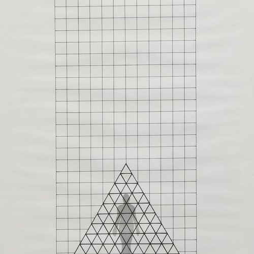 Null 
‡ Glenys Barton (生于1944年) 《无题》（金字塔群中的人物），纸上黑色和银色墨水，框架上有Glenys Barton的签名，74&hellip;
