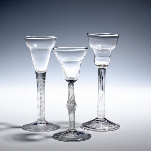 Null Three wine glasses c.1750-60, with pan-topped bowls, one raised on a plain &hellip;