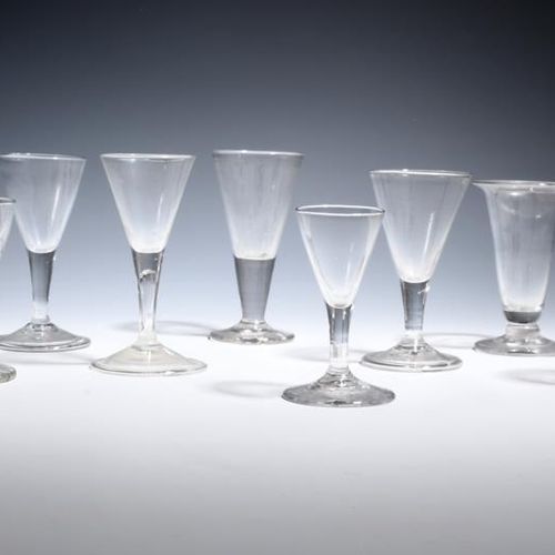 Null Seven small English and Continental wine glasses 18th century, with drawn t&hellip;