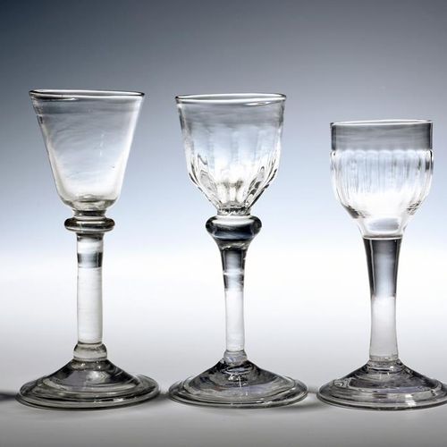 Null Three small wine glasses c.1730-40, one with plain round funnel bowl on a b&hellip;