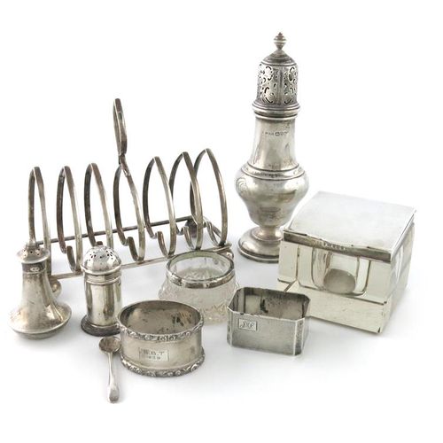 Null A mixed lot of silver items, various dates and makers, comprising: an Edwar&hellip;