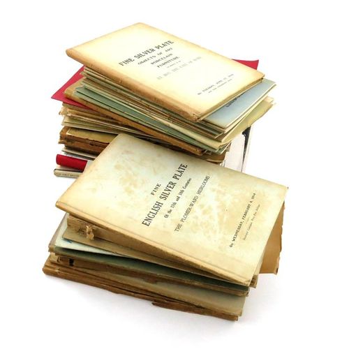 Null Eine Sammlung von Christie's Silberkatalogen, 1902-1938, darunter: Die Dunn&hellip;
