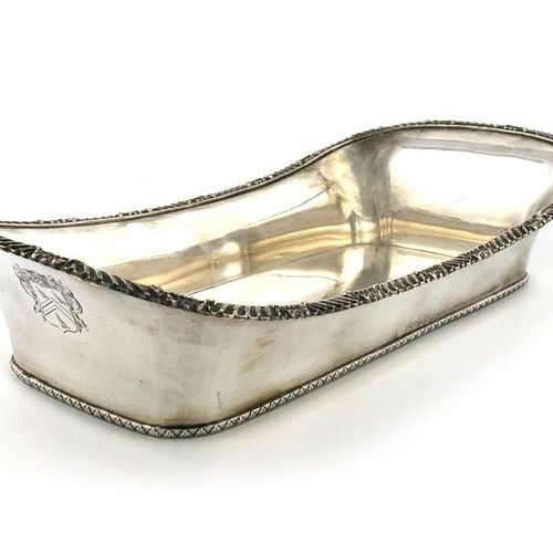 Null An early 19th century Old Sheffield plated knife tray, circa 1810-20, round&hellip;