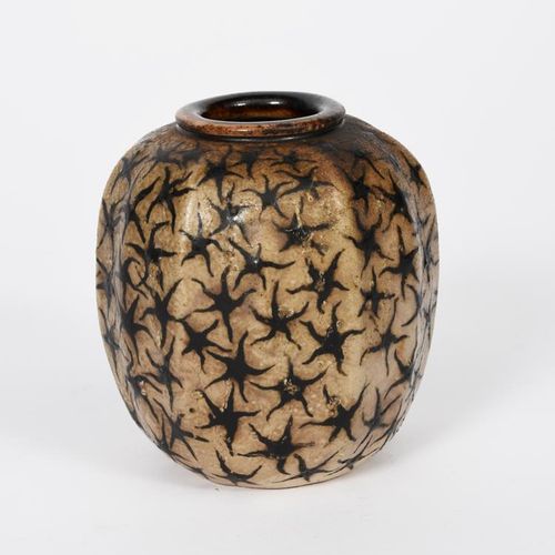 Null A Martin Brothers stoneware gourd vase by Edwin and Walter Martin, ovoid ri&hellip;
