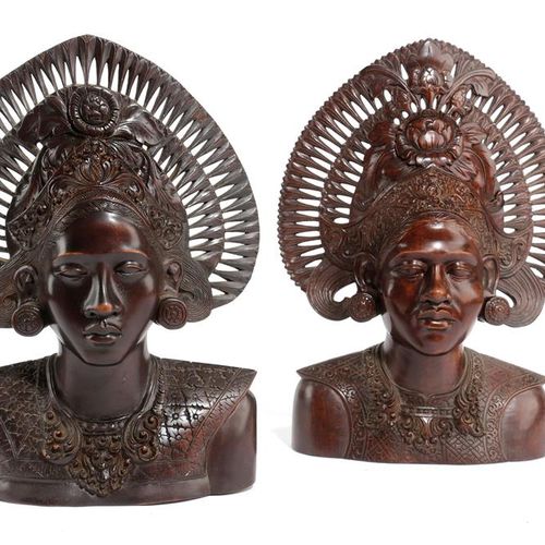 Null TWO INDONESIAN HARDWOOD BUSTS KLUNGKUNG, BALI, 20TH CENTURY each with an el&hellip;