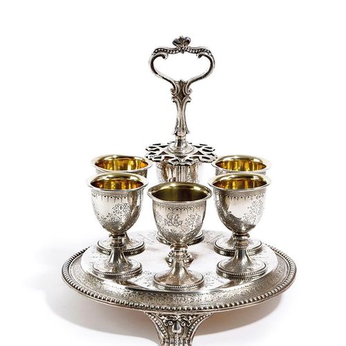 Null A VICTORIAN SILVER SIX EGG-CUP CRUET FRAME BY ROBERT HENNELL, LONDON, 1863 &hellip;