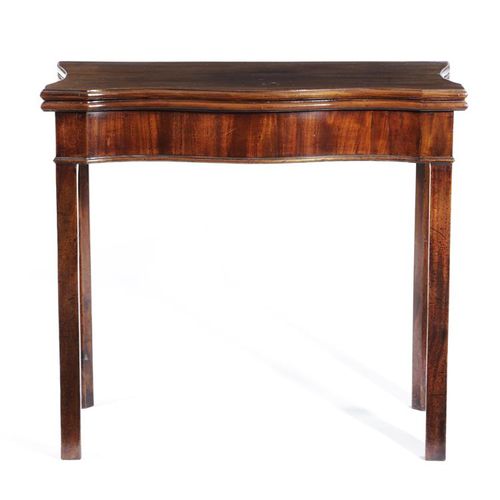 Null AN EARLY GEORGE III MAHOGANY SERPENTINE CARD TABLE C.1760 the fold-over top&hellip;
