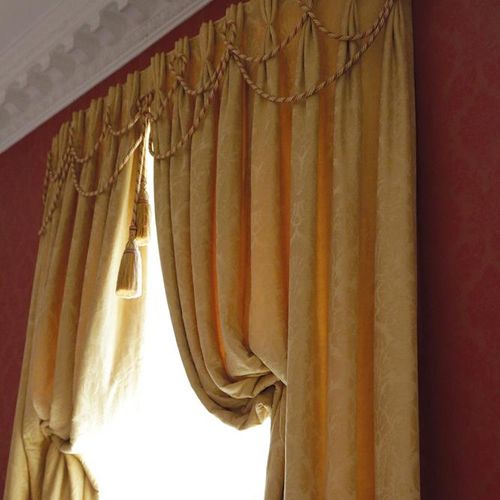 Null THREE PAIRS OF YELLOW SILK DAMASK CURTAINS LATE 20TH CENTURY each interline&hellip;