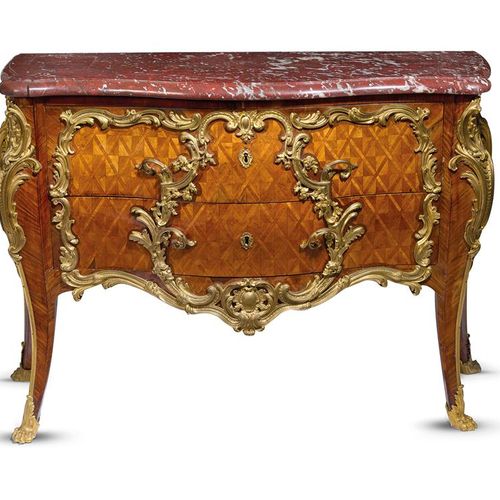Null A FINE FRENCH LOUIS XV KINGWOOD AND ORMOLU MOUNTED SERPENTINE BOMBE COMMODE&hellip;