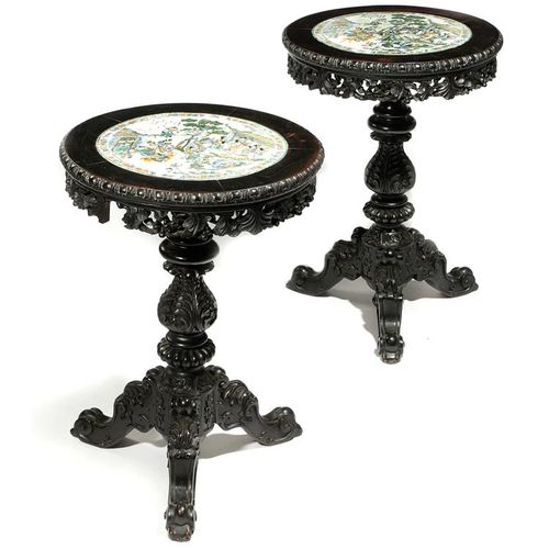 Null A PAIR OF CHINESE HARDWOOD AND PORCELAIN MOUNTED TABLES QING DYNASTY, MID-1&hellip;