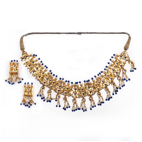 Null A collar and pair of earrings, India, comprising: a necklace, composed of f&hellip;