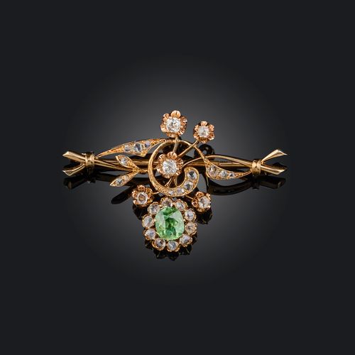 Null Broche en grenat démantoïde et diamant, fin du 19e siècle, à motif floral, &hellip;
