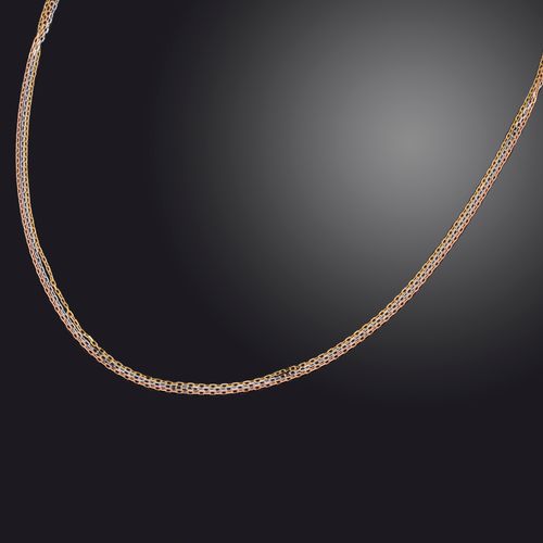 Null Cartier, collier 'Trinity' en or, formé de trois chaînes en or jaune, blanc&hellip;