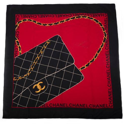 Null Chanel, ein rot-schwarzer 2,55-Taschen-Schal mit Druck 

84cm mal 81cm