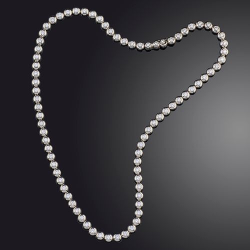 Null Tiffany & Co, un collier rivière en diamant, conçu comme une série de diama&hellip;