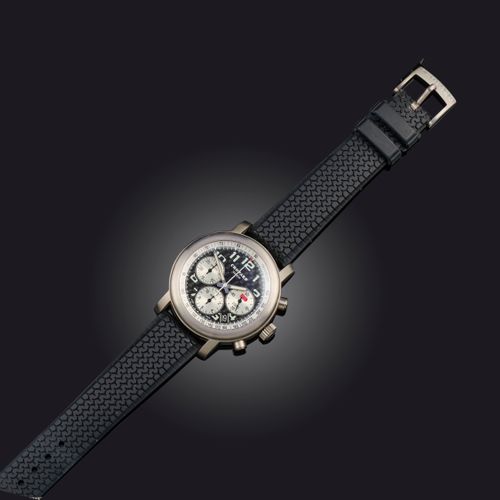 Null Chopard, montre-bracelet chronographe 'Mille Miglia' Competitor en titane p&hellip;